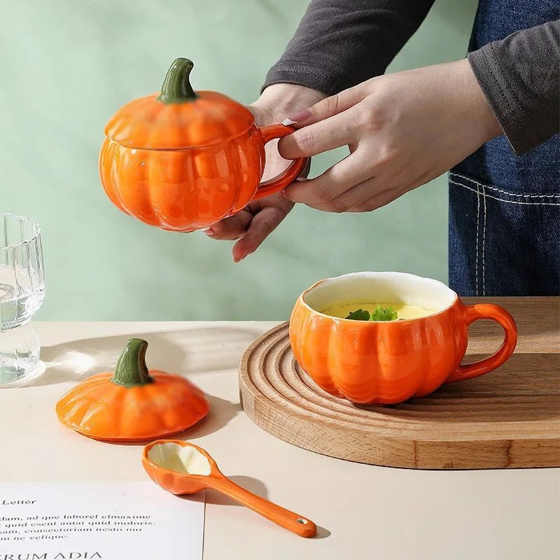 Pumpkin shaped Mug / Cup with Soup Spoon and Lid - Ceramic - 300 ML