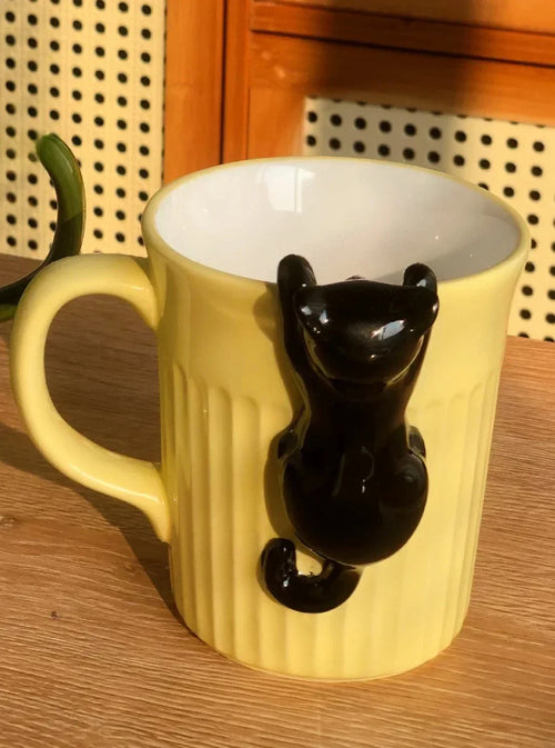 Lovely Cat Mug – Ceramic Coffee/Tea Cup