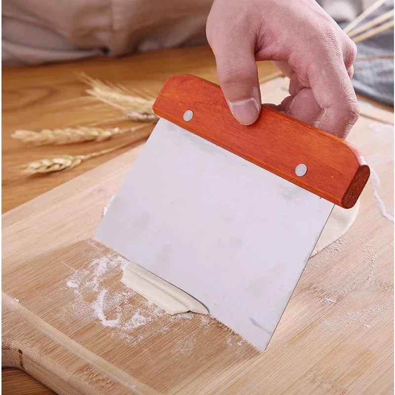 Stainless Steel Pastry Cutter &  Cake Scraper with Scale