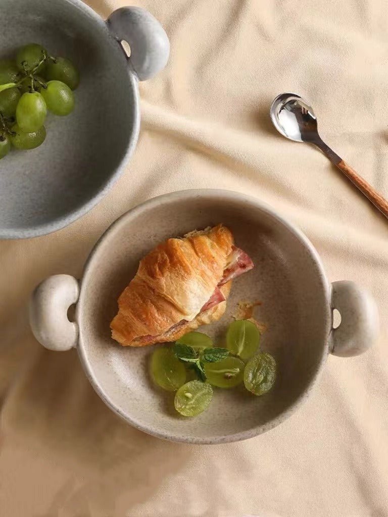 Ceramic bowl serving set