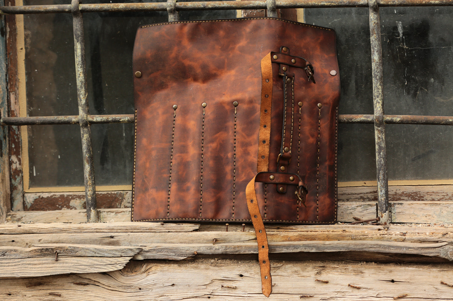 Leather knife Pouch - Roll bag