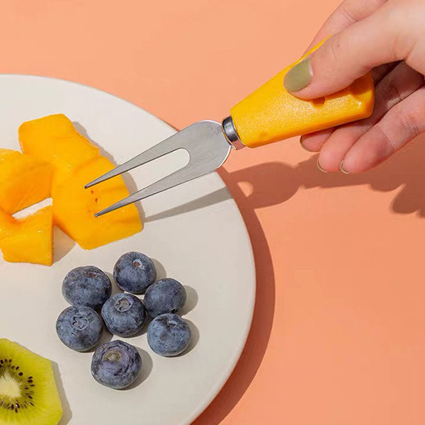 Cheese Themed Cheese Knives