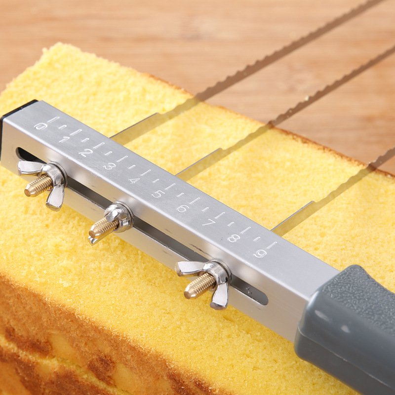 Adjustable Cake Leveler/Slicer