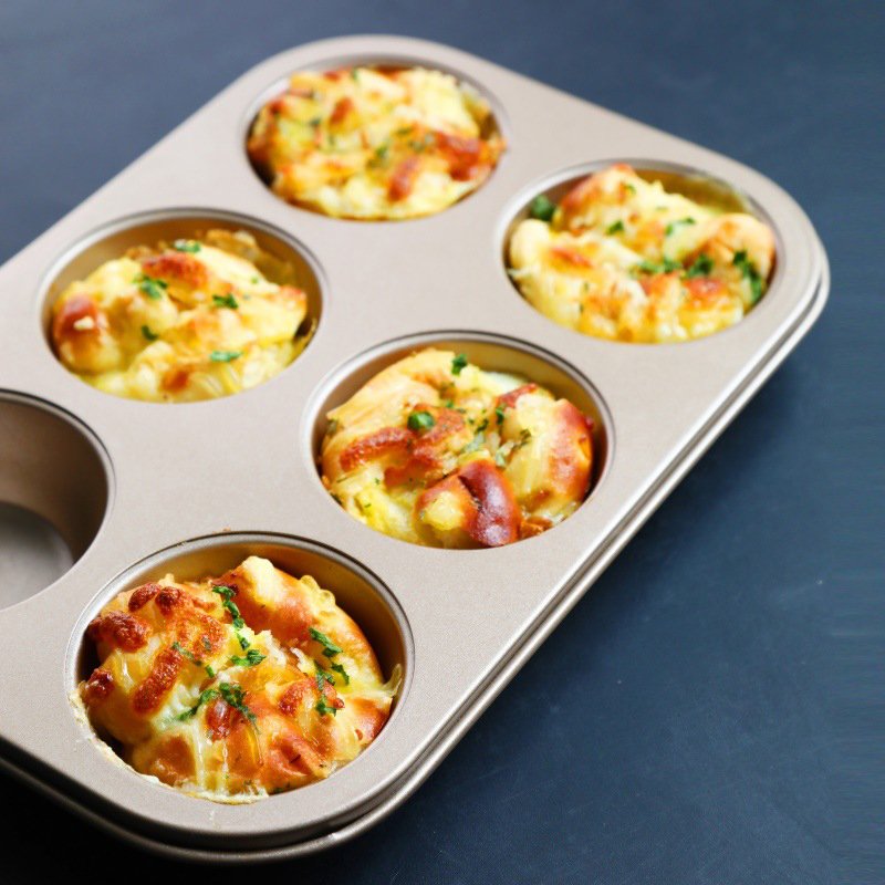 6 - Cup Nonstick Baking Pan